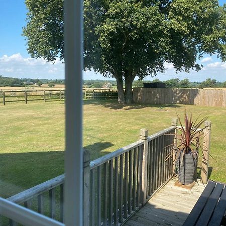 Near Woodbridge The Annexe Eyke Fantastic Views With Dog Secure Garden And Paddock Villa Dış mekan fotoğraf